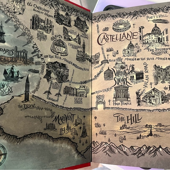 Waterstones Exclusive Edition of Swordcatcher by Cassandra Clare - Picture 11 of 11